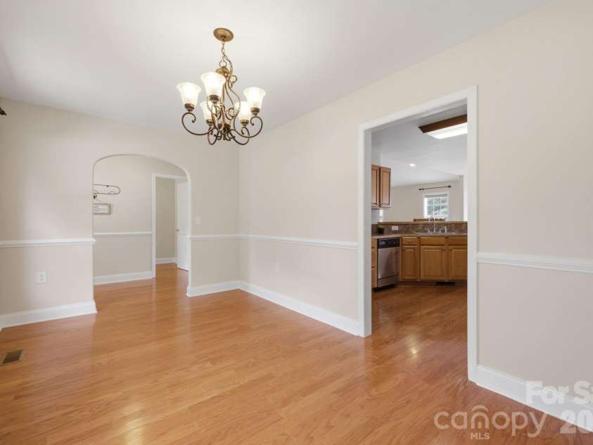 210 Jane Sowers Road, Statesville, NC 28625.  MLS# CAR4394816, YatesRealty ID 31409. Dining Room