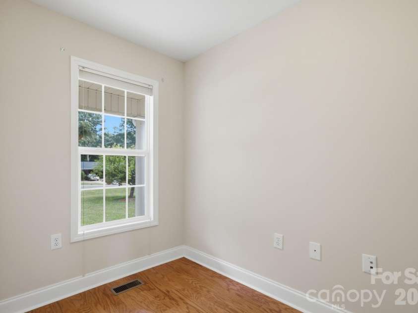 210 Jane Sowers Road, Statesville, NC 28625.  MLS# CAR4394816, YatesRealty ID 31409. Office