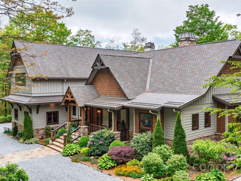 264 Jocassee Trail, Sapphire, NC 28774.  MLS# CAR4313390, YatesRealty ID 3141. 