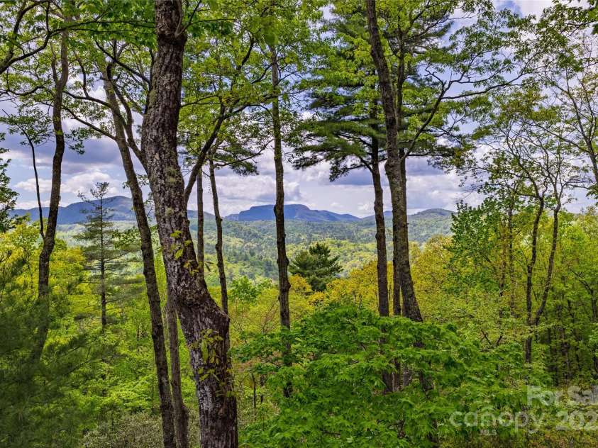 264 Jocassee Trail, Sapphire, NC 28774.  MLS# CAR4313390, YatesRealty ID 3141. 