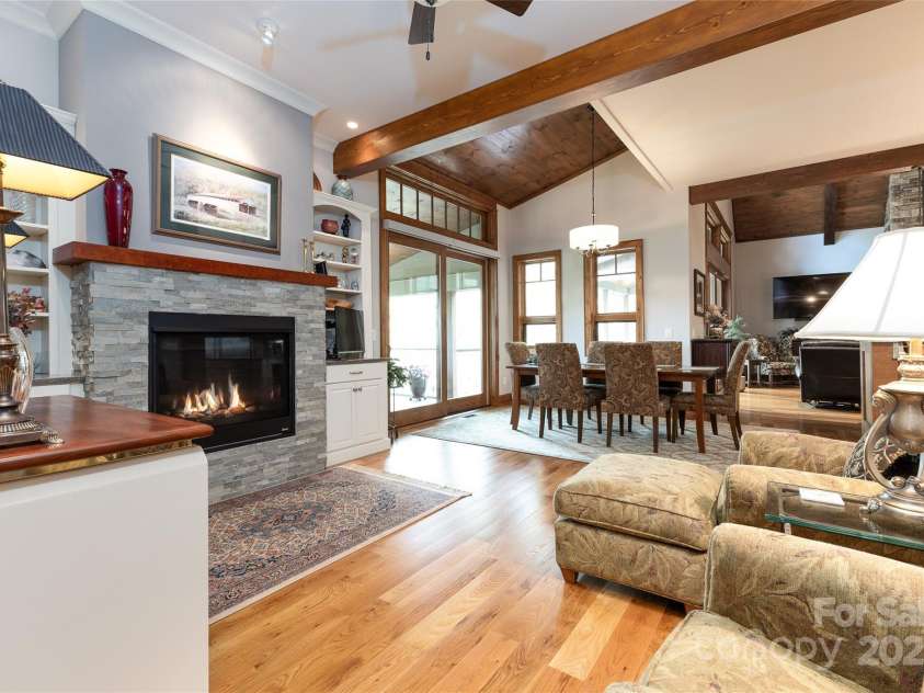 264 Jocassee Trail, Sapphire, NC 28774.  MLS# CAR4313390, YatesRealty ID 3141. 