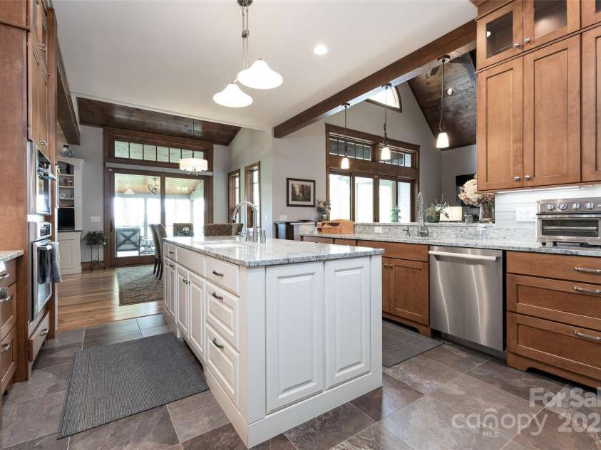 264 Jocassee Trail, Sapphire, NC 28774.  MLS# CAR4313390, YatesRealty ID 3141. 