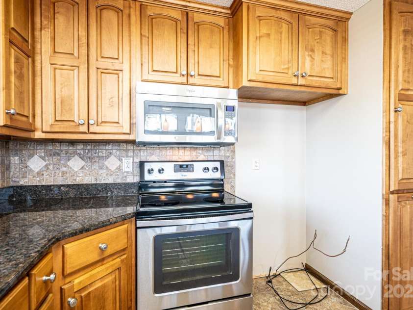 6133 Clearwater Road, Granite Falls, NC 28630.  MLS# CAR4239824, YatesRealty ID 3141. 