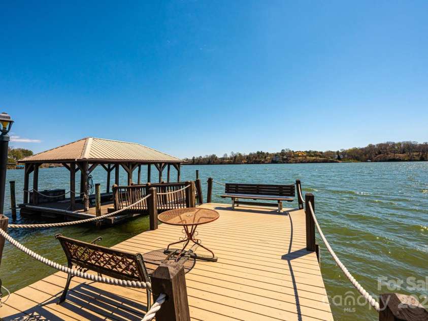 6133 Clearwater Road, Granite Falls, NC 28630.  MLS# CAR4239824, YatesRealty ID 3141. 