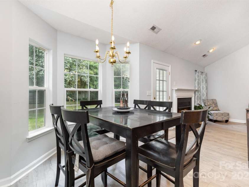 3619 Dashiel Drive, Charlotte, NC 28262.  MLS# CAR4276777, YatesRealty ID 31410. 