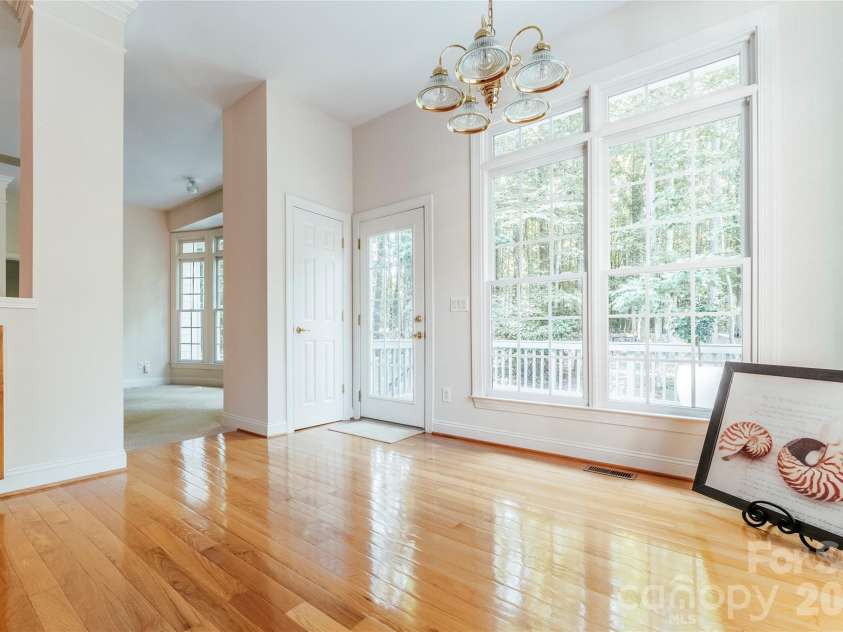 9425 Briarwick Lane, Charlotte, NC 28277.  MLS# CAR4391950, YatesRealty ID 31410. 