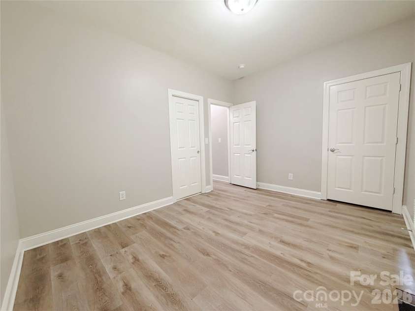 1332 Bershire Lane, Charlotte, NC 28262.  MLS# CAR4391401, YatesRealty ID 31411. 