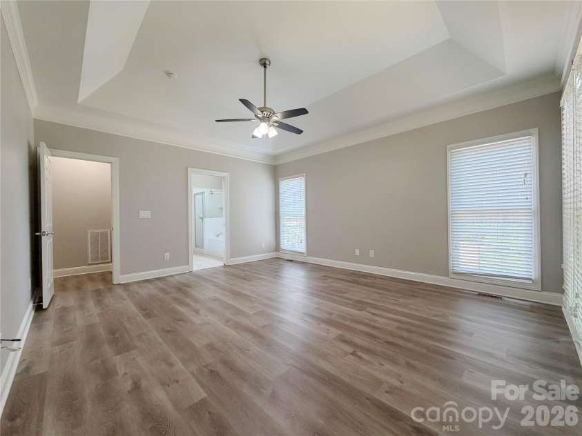 1332 Bershire Lane, Charlotte, NC 28262.  MLS# CAR4391401, YatesRealty ID 31411. 
