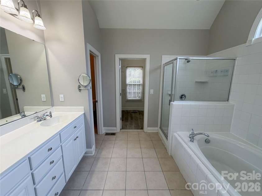 1332 Bershire Lane, Charlotte, NC 28262.  MLS# CAR4391401, YatesRealty ID 31411. 