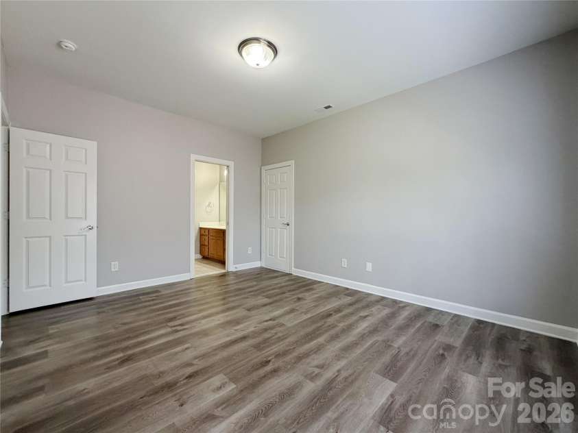 1332 Bershire Lane, Charlotte, NC 28262.  MLS# CAR4391401, YatesRealty ID 31411. 