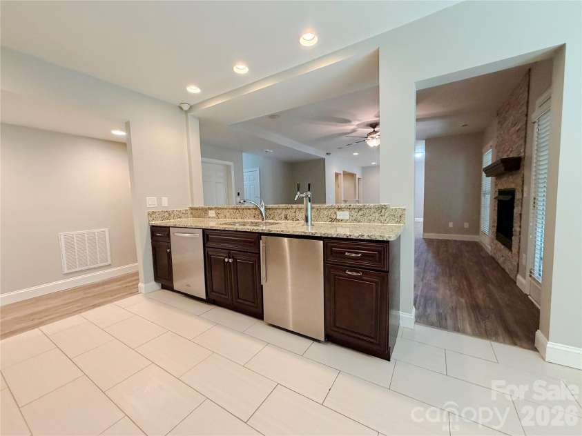1332 Bershire Lane, Charlotte, NC 28262.  MLS# CAR4391401, YatesRealty ID 31411. 