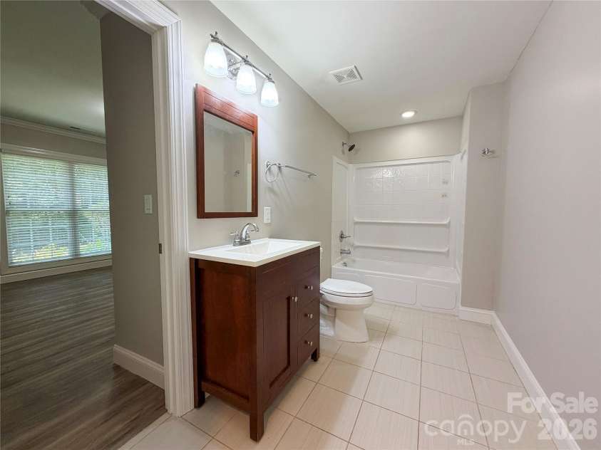 1332 Bershire Lane, Charlotte, NC 28262.  MLS# CAR4391401, YatesRealty ID 31411. 