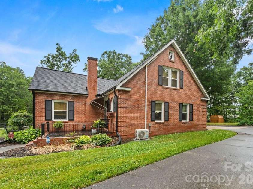1832 Badin Road, Albemarle, NC 28001.  MLS# CAR4392071, YatesRealty ID 31414. 
