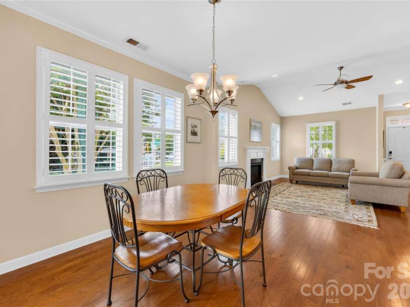 14004 Helen Benson Boulevard, Davidson, NC 28036.  MLS# CAR4388089, YatesRealty ID 31416. 