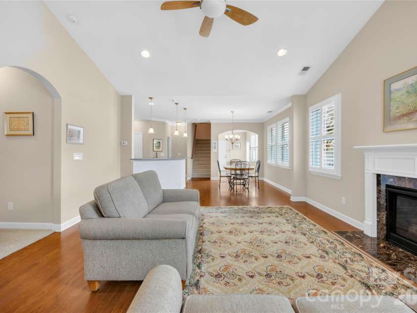 14004 Helen Benson Boulevard, Davidson, NC 28036.  MLS# CAR4388089, YatesRealty ID 31416. 