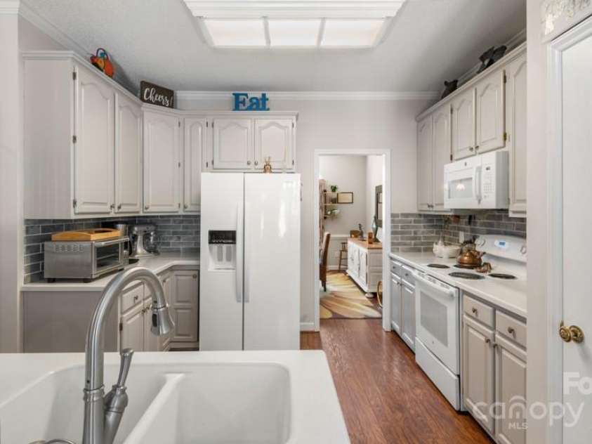 7191 Johns Point Court, Liberty, NC 27298.  MLS# CAR4282839, YatesRealty ID 31416. 