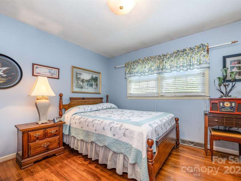 2236 Old Hickory Grove Road, Mount Holly, NC 28120.  MLS# CAR4286254, YatesRealty ID 31417. 