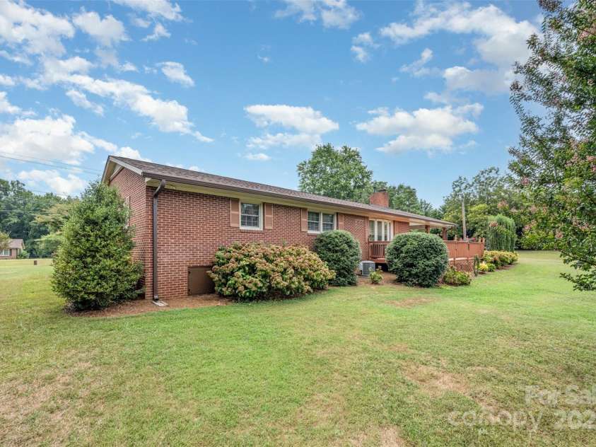 2236 Old Hickory Grove Road, Mount Holly, NC 28120.  MLS# CAR4286254, YatesRealty ID 31417. 