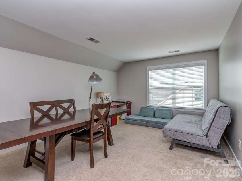 4312 Oxford Mill Road, Waxhaw, NC 28173.  MLS# CAR4390150, YatesRealty ID 31418. 3rd floor bonus