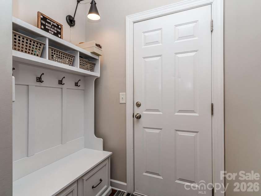4312 Oxford Mill Road, Waxhaw, NC 28173.  MLS# CAR4390150, YatesRealty ID 31418. Drop zone
