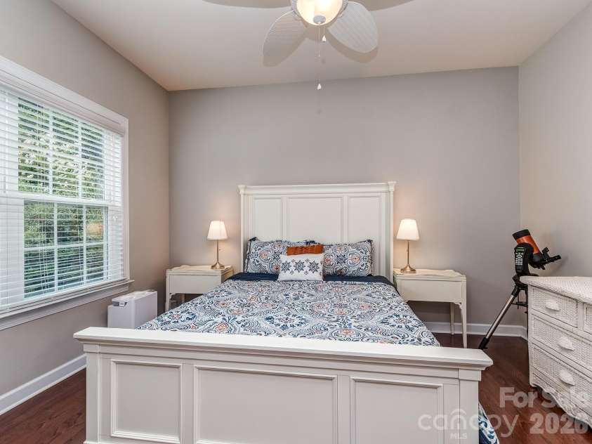 4312 Oxford Mill Road, Waxhaw, NC 28173.  MLS# CAR4390150, YatesRealty ID 31418. Main floor guest suite