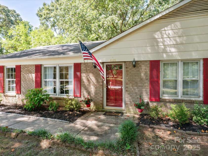 8128 Blairtree Court, Charlotte, NC 28227.  MLS# CAR4287043, YatesRealty ID 31418. 