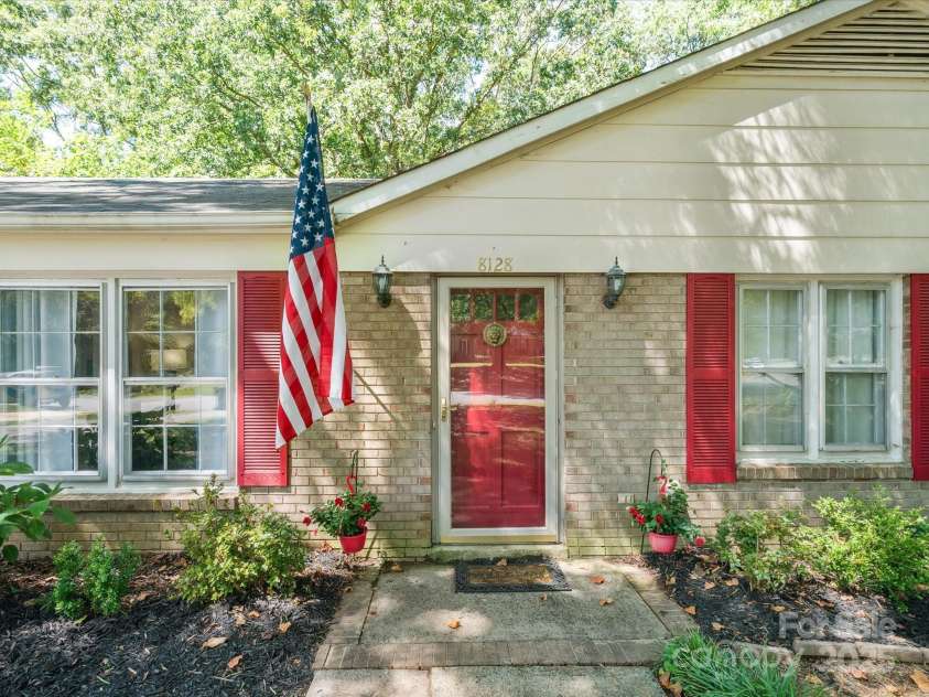 8128 Blairtree Court, Charlotte, NC 28227.  MLS# CAR4287043, YatesRealty ID 31418. 