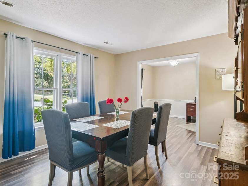 8128 Blairtree Court, Charlotte, NC 28227.  MLS# CAR4287043, YatesRealty ID 31418. 