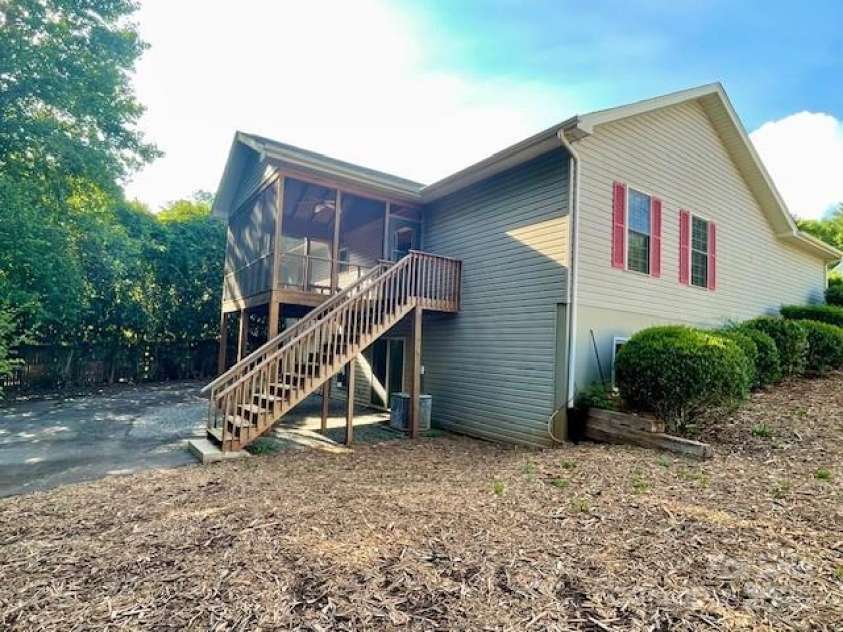 141 Marys Lane, Rutherfordton, NC 28139.  MLS# CAR4271481, YatesRealty ID 31419. 