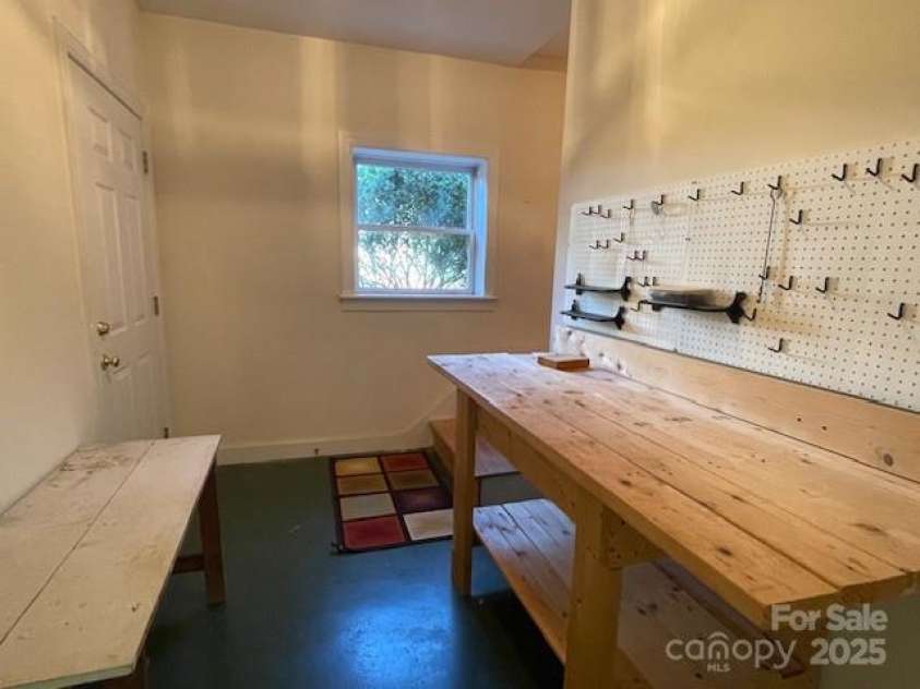 141 Marys Lane, Rutherfordton, NC 28139.  MLS# CAR4271481, YatesRealty ID 31419. 