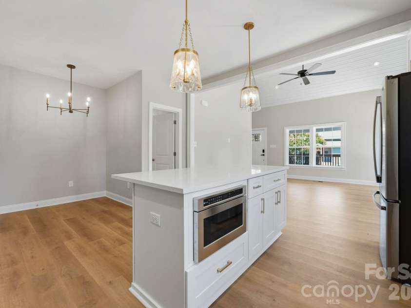 203 Lee Street, Fort Mill, SC 29715.  MLS# CAR4353922, YatesRealty ID 3142. 