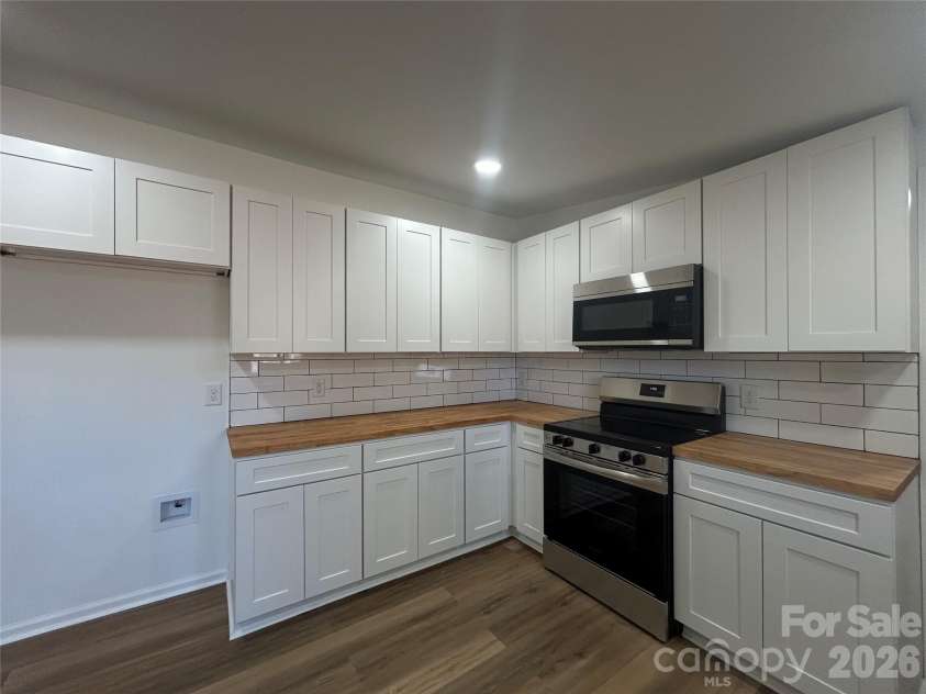 6205 Richburg Road, Great Falls, SC 29055.  MLS# CAR4337918, YatesRealty ID 3142. 