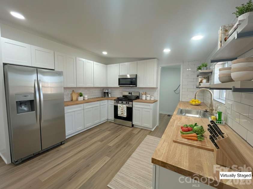 6205 Richburg Road, Great Falls, SC 29055.  MLS# CAR4337918, YatesRealty ID 3142. 