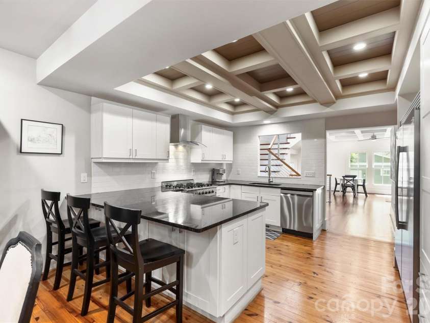 1919 Springdale Avenue, Charlotte, NC 28203.  MLS# CAR4378756, YatesRealty ID 31420. 