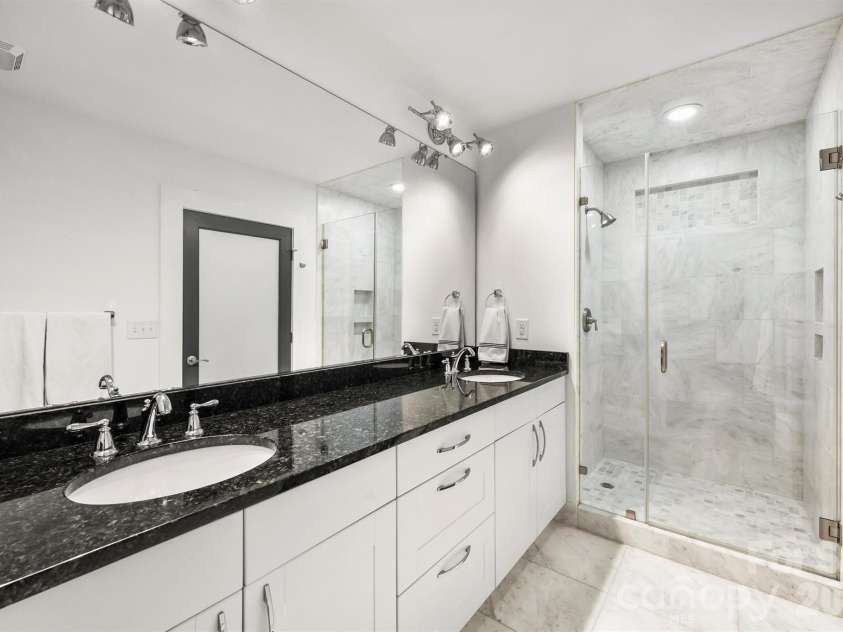 1919 Springdale Avenue, Charlotte, NC 28203.  MLS# CAR4378756, YatesRealty ID 31420. 
