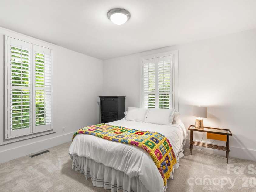 1919 Springdale Avenue, Charlotte, NC 28203.  MLS# CAR4378756, YatesRealty ID 31420. 