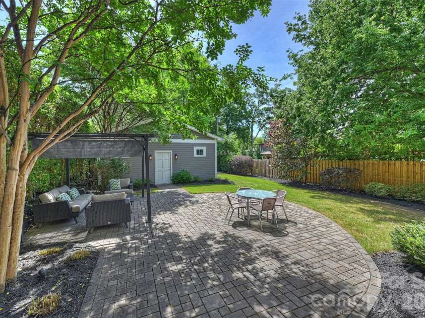 1919 Springdale Avenue, Charlotte, NC 28203.  MLS# CAR4378756, YatesRealty ID 31420. 