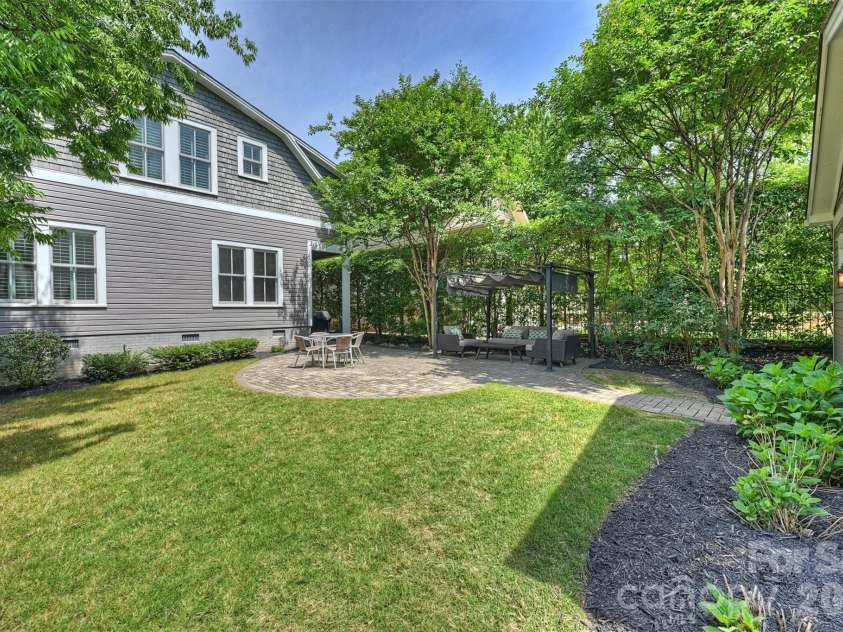 1919 Springdale Avenue, Charlotte, NC 28203.  MLS# CAR4378756, YatesRealty ID 31420. 