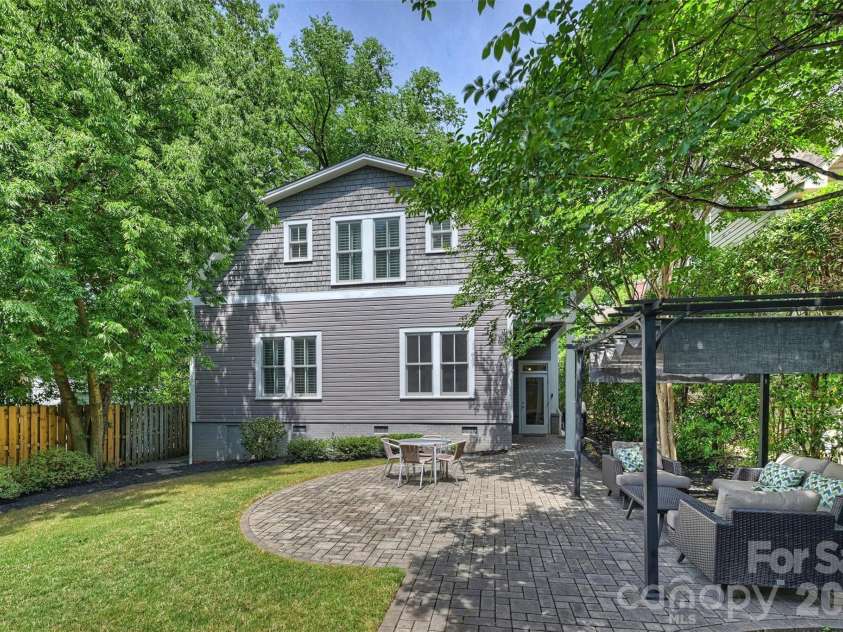 1919 Springdale Avenue, Charlotte, NC 28203.  MLS# CAR4378756, YatesRealty ID 31420. 