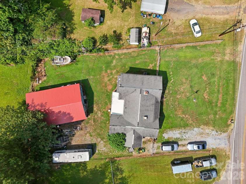 3325 Fairview Drive, Gastonia, NC 28052.  MLS# CAR4286770, YatesRealty ID 31421. 