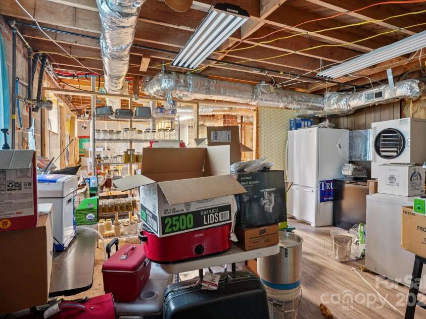 3325 Fairview Drive, Gastonia, NC 28052.  MLS# CAR4286770, YatesRealty ID 31421. Basement