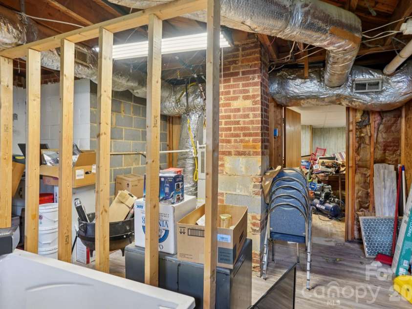 3325 Fairview Drive, Gastonia, NC 28052.  MLS# CAR4286770, YatesRealty ID 31421. Basement