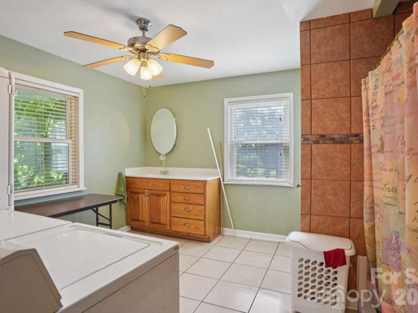 3325 Fairview Drive, Gastonia, NC 28052.  MLS# CAR4286770, YatesRealty ID 31421. Bath 1 / laundry room
