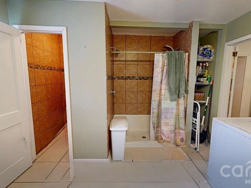 3325 Fairview Drive, Gastonia, NC 28052.  MLS# CAR4286770, YatesRealty ID 31421. Bath 1 / laundry room