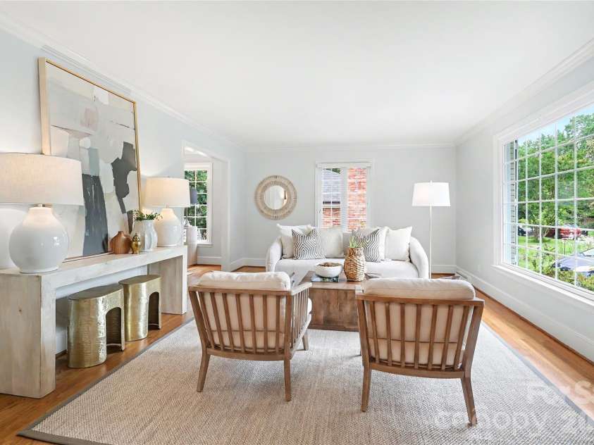 5420 Topping Place, Charlotte, NC 28209.  MLS# CAR4391903, YatesRealty ID 31421. 