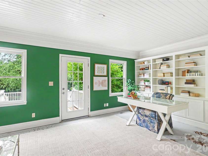 5420 Topping Place, Charlotte, NC 28209.  MLS# CAR4391903, YatesRealty ID 31421. 
