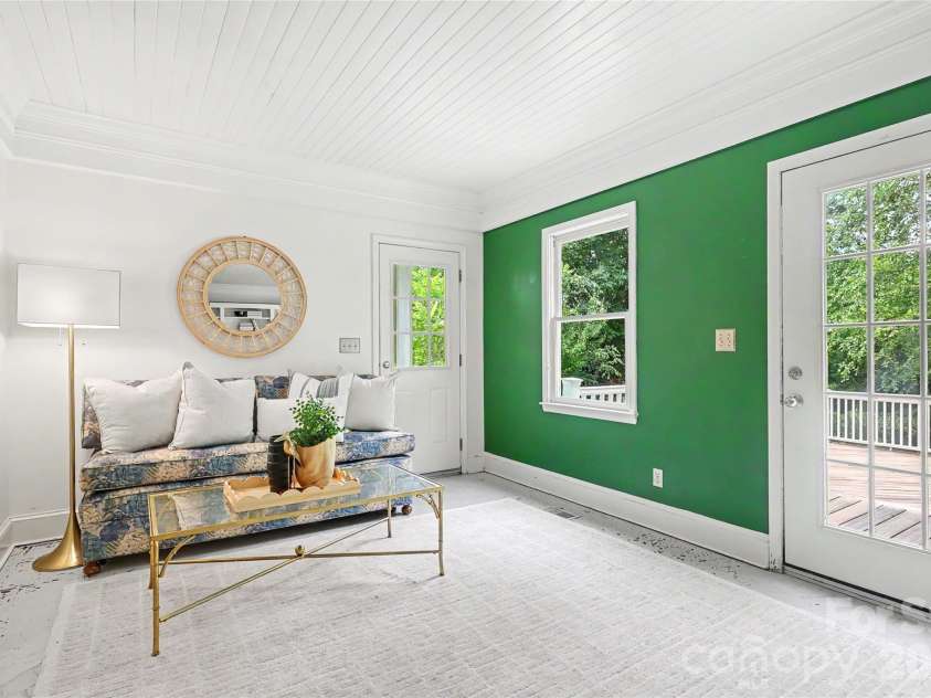 5420 Topping Place, Charlotte, NC 28209.  MLS# CAR4391903, YatesRealty ID 31421. 