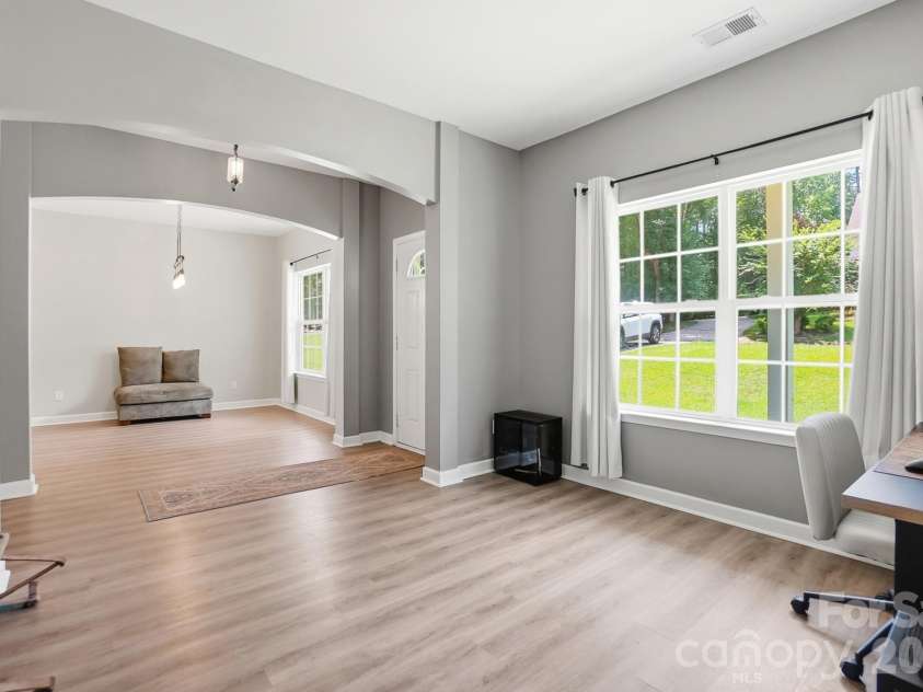 1520 Magnolia Drive, Lancaster, SC 29720.  MLS# CAR4393448, YatesRealty ID 31424. 