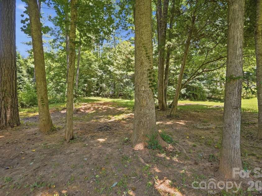 1520 Magnolia Drive, Lancaster, SC 29720.  MLS# CAR4393448, YatesRealty ID 31424. 