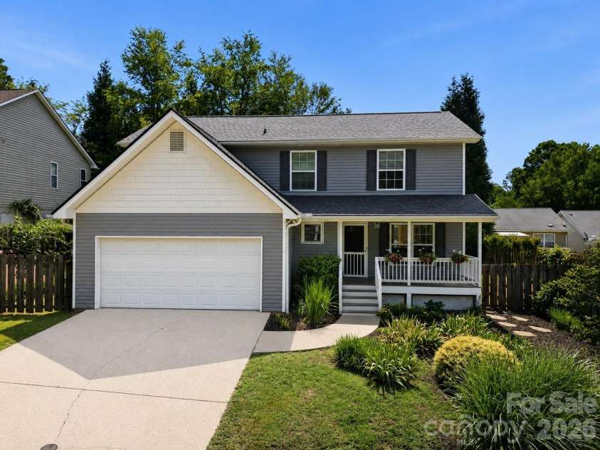 14 Grove Garden Avenue, Candler, NC 28715.  MLS# CAR4393185, YatesRealty ID 31425. 